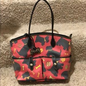 Dooney & Bourke Scottish Terrier Handbag w/Clutch